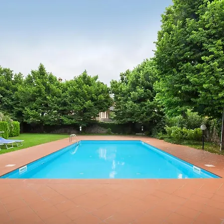 Giallo Limone With Pool Torri Del Benaco